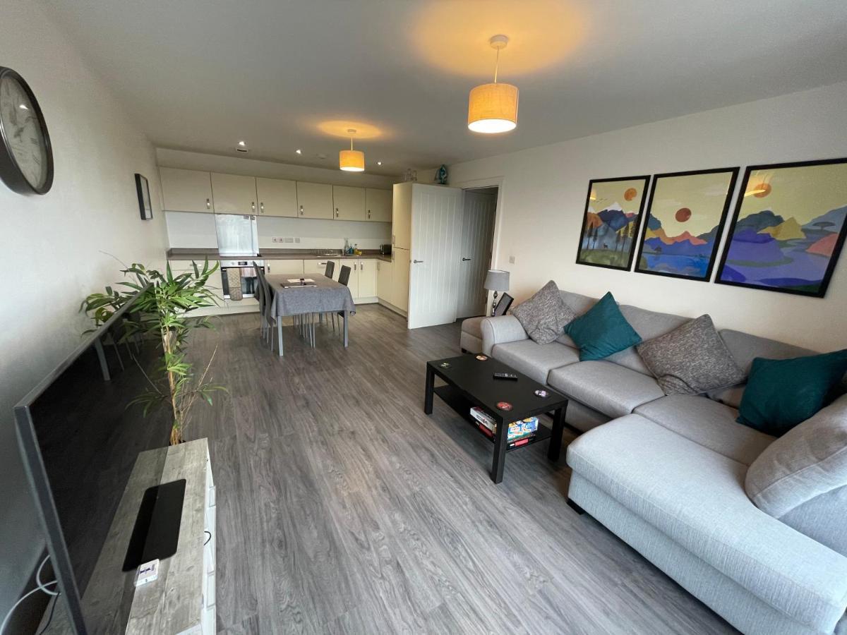 מנצ'סטר Balcony Marina Apartment With City Skyline Views - Free Secure Parking מראה חיצוני תמונה